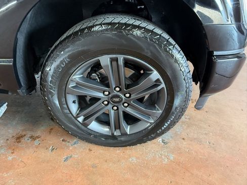 Used 2023 Ford F150 Lariat w/ Equipment Group 502A High image 10