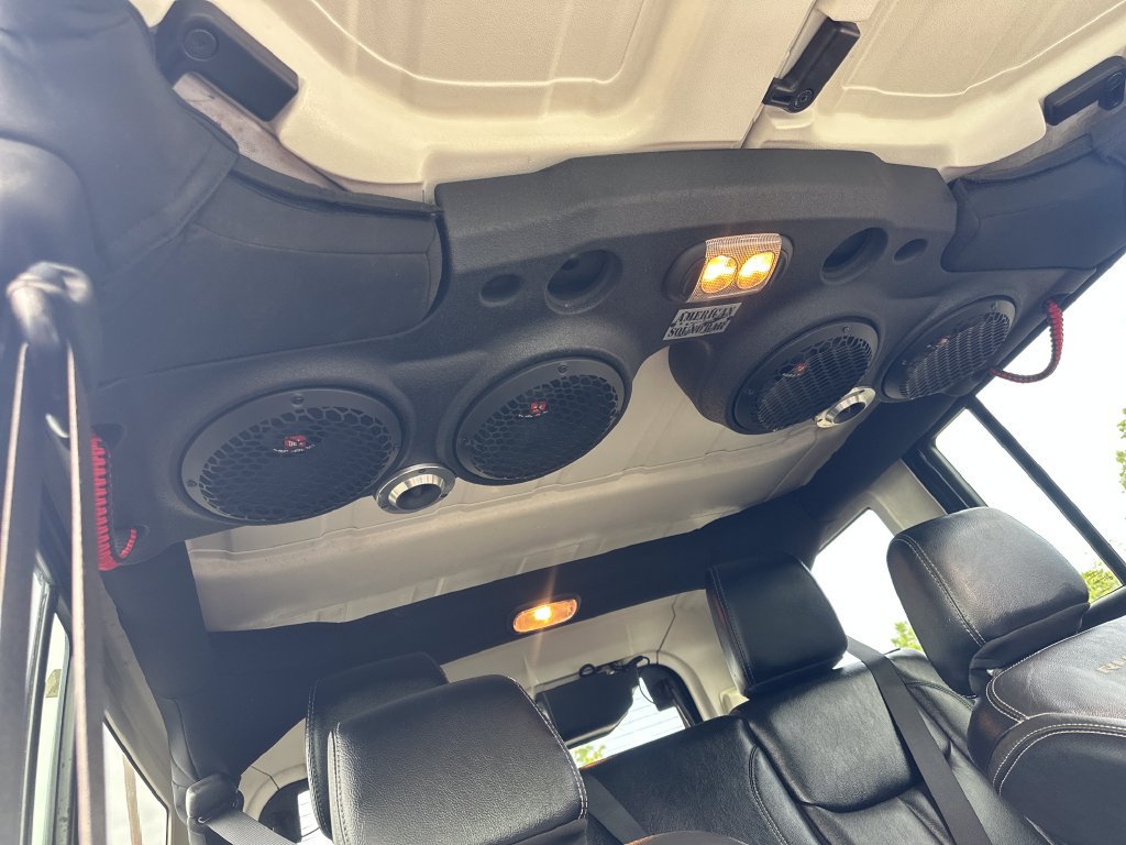 Used 2016 Jeep Wrangler Unlimited Rubicon AWD/4WD image 38