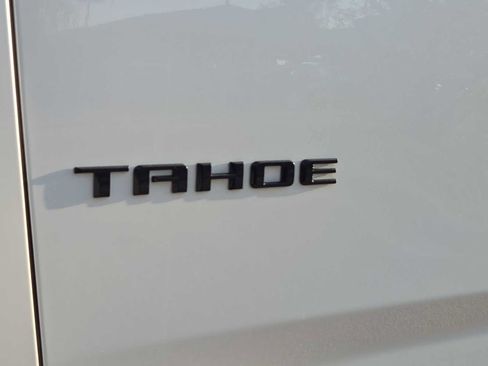 Used 2024 Chevrolet Tahoe Z71 w/ Luxury Package AWD/4WD image 11