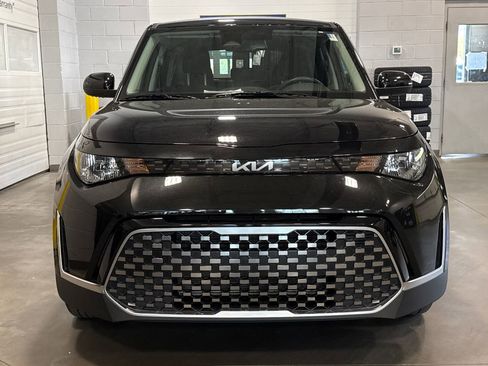 Used 2025 Kia Soul EX FWD image 2