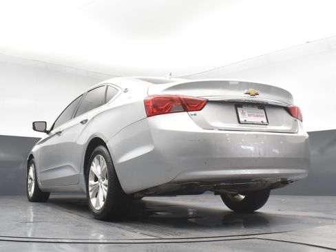 Used 2015 Chevrolet Impala LT image 21