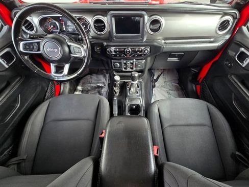 Used 2020 Jeep Wrangler Unlimited Sahara image 9