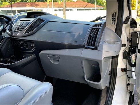 Used 2016 Ford Transit 150 XLT image 16