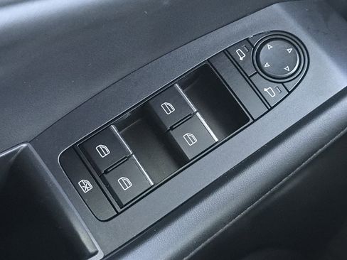 Certified 2022 MAZDA MAZDA3 s image 9