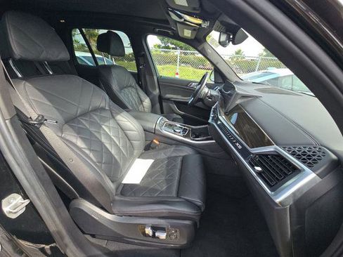 Used 2024 BMW X5 xDrive40i AWD/4WD image 6