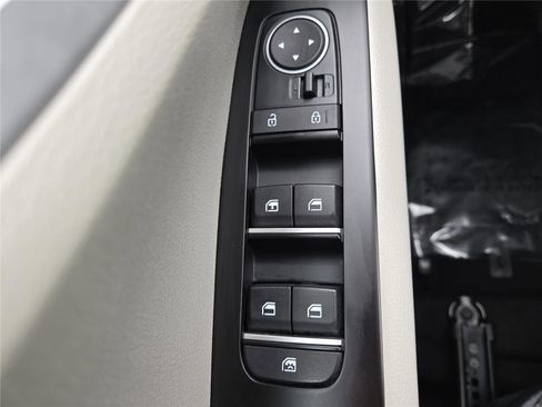 Certified 2023 Kia Soul LX w/ LX Technology Package image 14