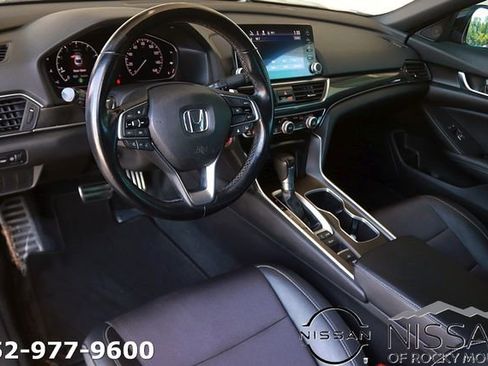 Used 2022 Honda Accord Sport image 12