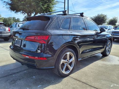 Used 2020 Audi Q5 2.0T Titanium Premium Plus w/ Premium Plus Package image 7
