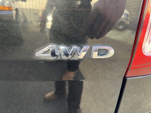 Used 2015 Ford Explorer XLT w/ Equipment Group 202A image 14