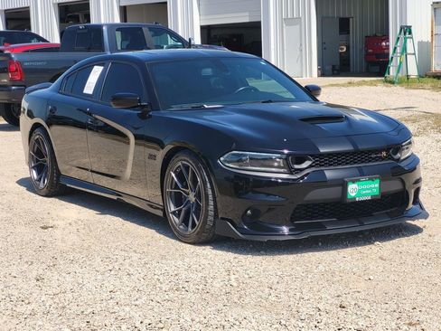 Used 2023 Dodge Charger Scat Pack w/ Plus Group image 2
