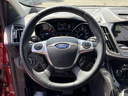 Used 2014 Ford Escape Titanium w/ Equipment Group 401A AWD/4WD image 19