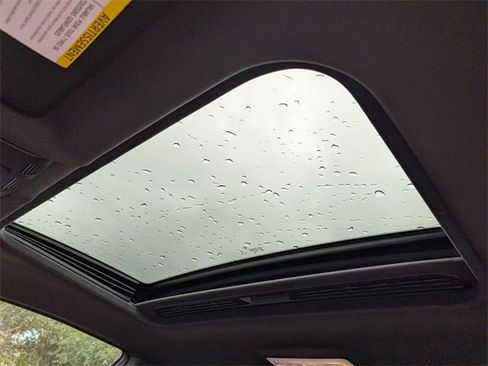 Used 2017 BMW 230i Coupe image 23