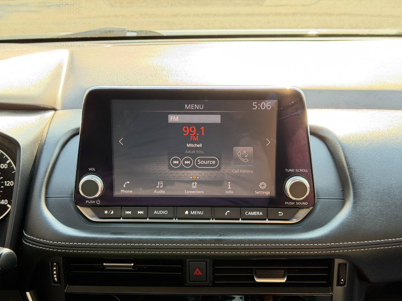 Used 2021 Nissan Rogue S AWD/4WD image 48