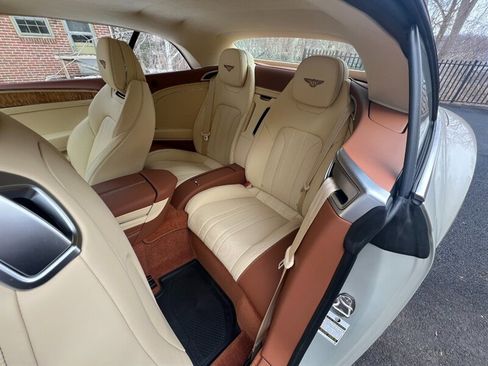 Used 2023 Bentley Continental GT image 35