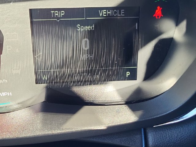 Used 2022 Chevrolet Trax LT w/ LT Convenience Package FWD image 19