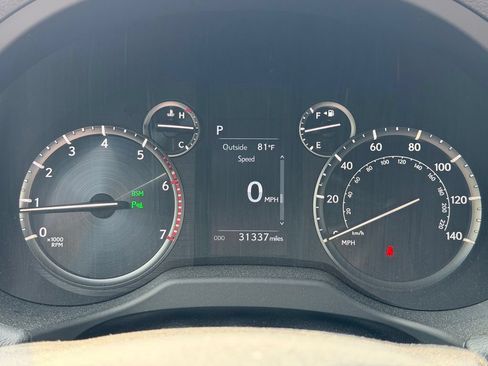 Used 2023 Lexus GX 460 Premium w/ Accessory Package AWD/4WD image 15