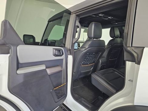 Certified 2023 Ford Bronco Badlands image 20