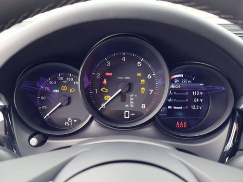 New 2026 Porsche Macan AWD/4WD image 16