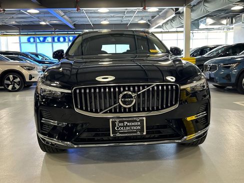Certified 2023 Volvo XC60 B5 Ultimate w/ Climate Package AWD/4WD image 6