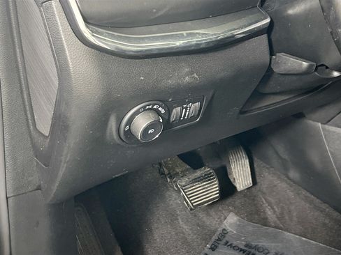 Used 2022 Jeep Compass High Altitude AWD/4WD image 10