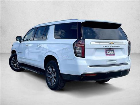 Used 2022 Chevrolet Suburban LS RWD image 13