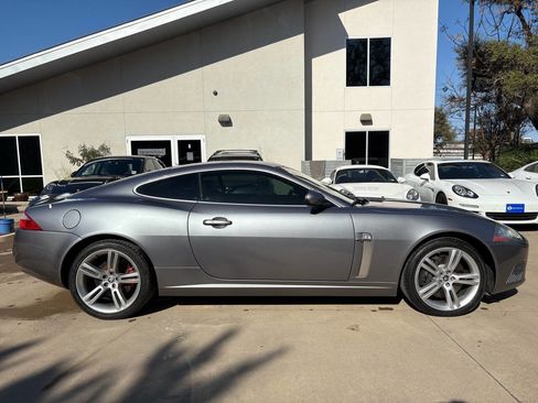 Used 2007 Jaguar XKR R image 3