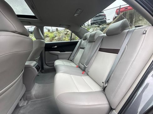 Used 2014 Toyota Camry XLE w/ Leather Package FWD image 20