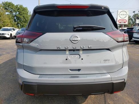 New 2026 Nissan Rogue SV image 8