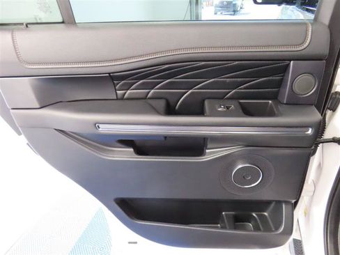 Used 2019 Ford Expedition Platinum AWD/4WD image 34