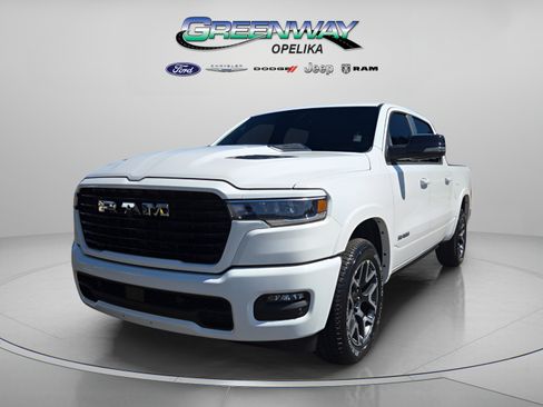 New 2026 RAM 1500 Laramie AWD/4WD image 3