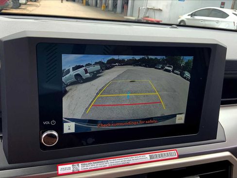 Used 2025 Toyota Tacoma SR5 AWD/4WD image 24