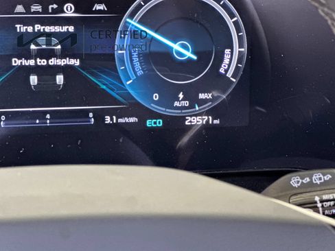 Certified 2023 Kia Niro Wind FWD image 29