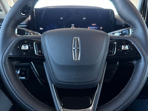 New 2026 Lincoln Aviator Reserve image 23