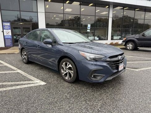 Used 2025 Subaru Legacy Premium image 7