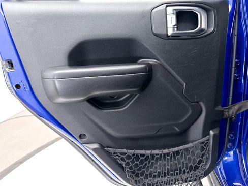 Used 2019 Jeep Wrangler Unlimited Sport S image 30