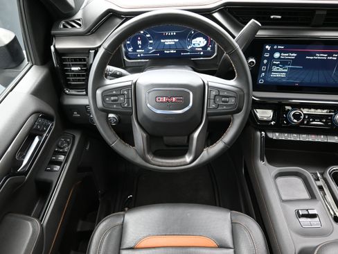 Used 2024 GMC Sierra 2500 AT4 w/ Technology Package AWD/4WD image 26
