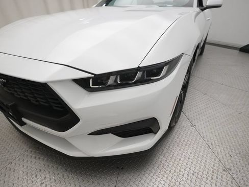Used 2025 Ford Mustang Premium RWD image 22