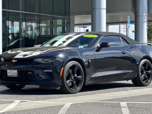 Used 2016 Chevrolet Camaro SS image 8