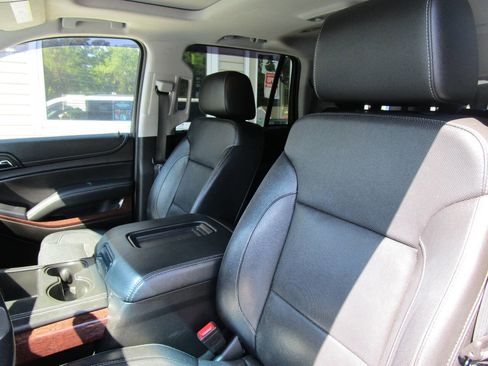 Used 2018 GMC Yukon SLT image 10