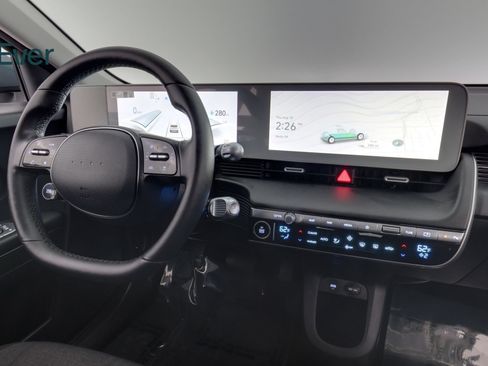 Used 2024 Hyundai Ioniq 5 SEL RWD image 25