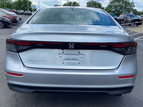 Used 2024 Honda Accord EX image 3