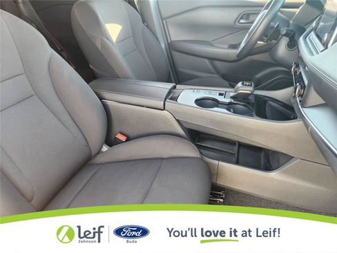 Used 2024 Nissan Rogue S FWD image 10