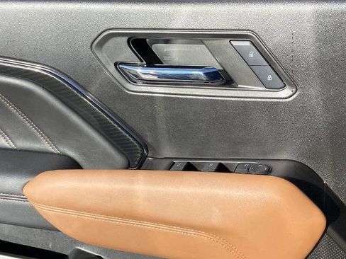 Used 2024 GMC Canyon AT4 w/ LPO, Skid Plate Package image 19