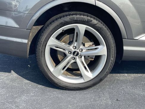 Used 2019 Audi Q7 3.0T Prestige w/ Prestige Package AWD/4WD image 9