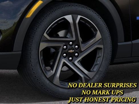 New 2026 Chevrolet Equinox EV LT w/ Convenience Package II image 9