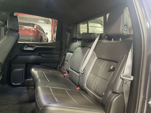 Used 2022 Chevrolet Silverado 1500 High Country image 22