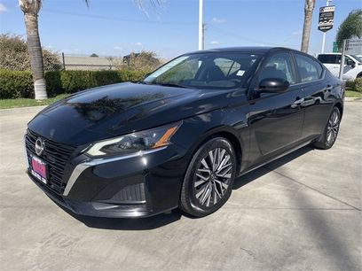 Used 2023 Nissan Altima 2.5 SV