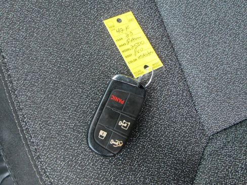 Used 2023 RAM ProMaster 2500 image 15