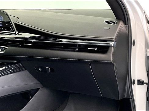 Used 2022 Cadillac Escalade Sport w/ Touring Package image 21