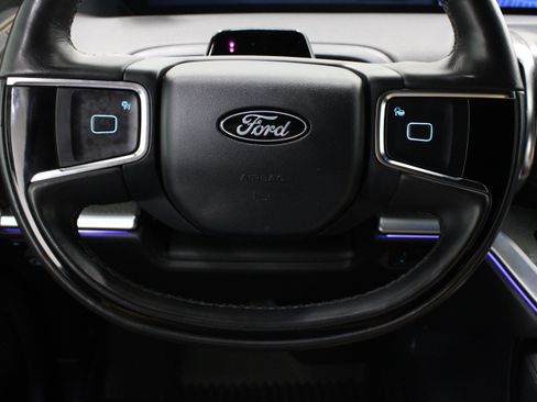 Used 2025 Ford Expedition Tremor AWD/4WD image 25